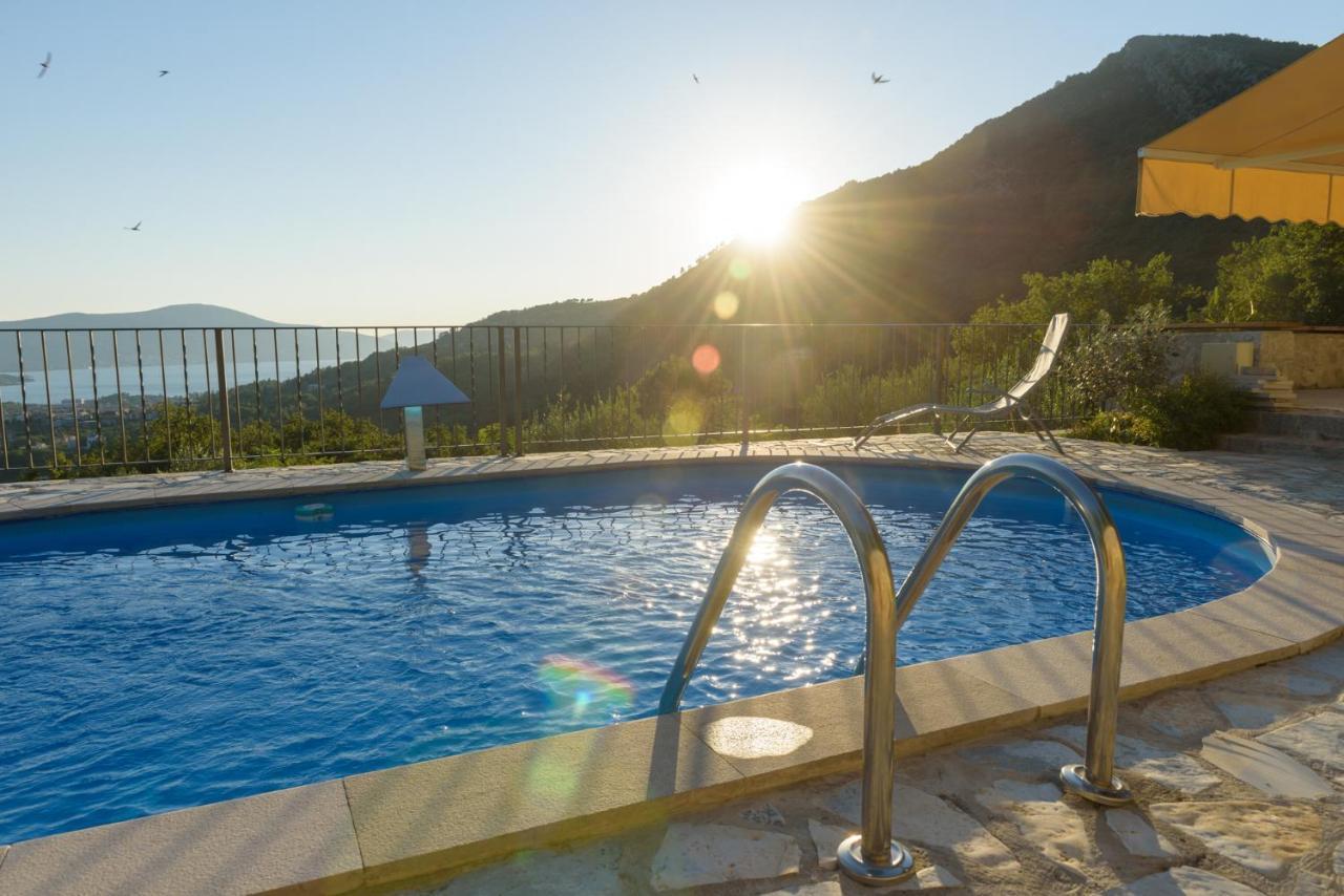 Sunset Holiday Home Тиват Екстер'єр фото