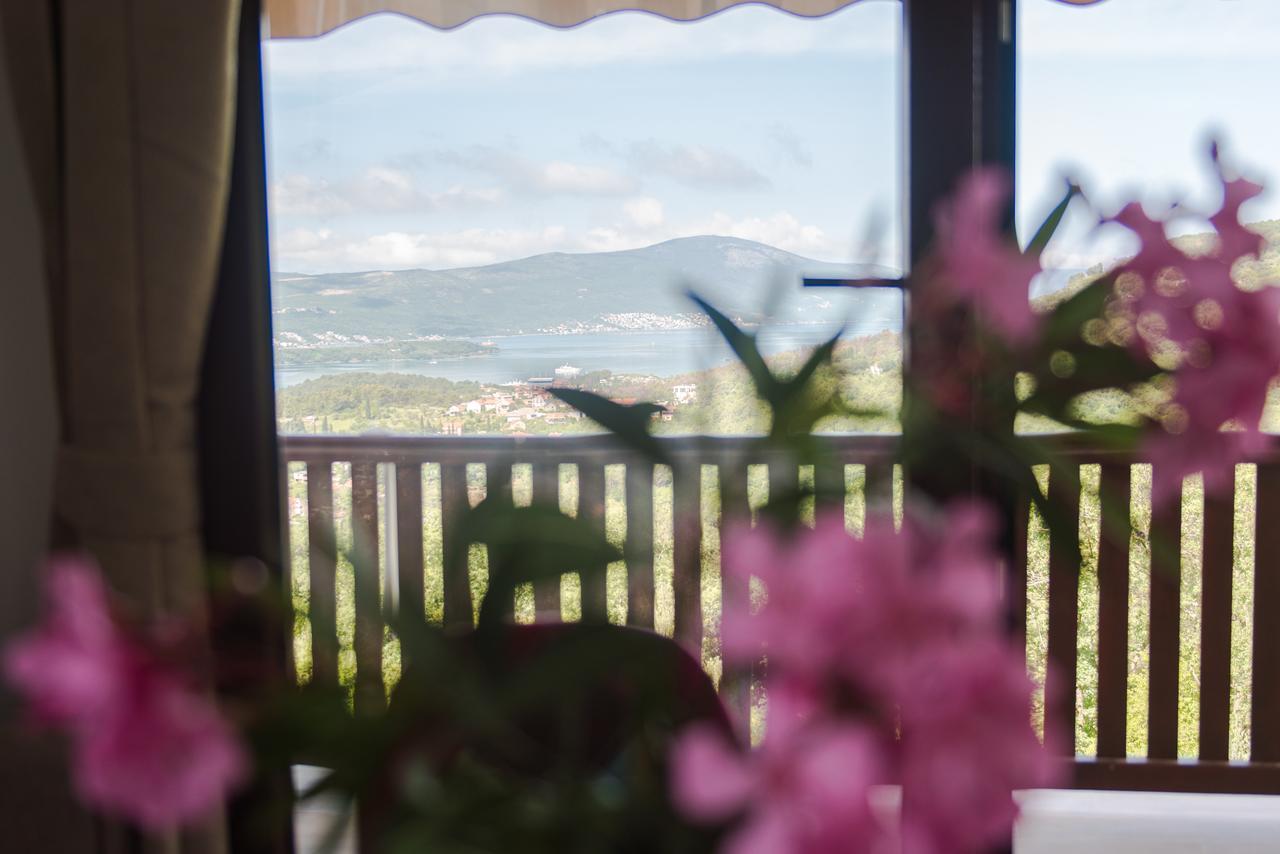 Sunset Holiday Home Тиват Екстер'єр фото